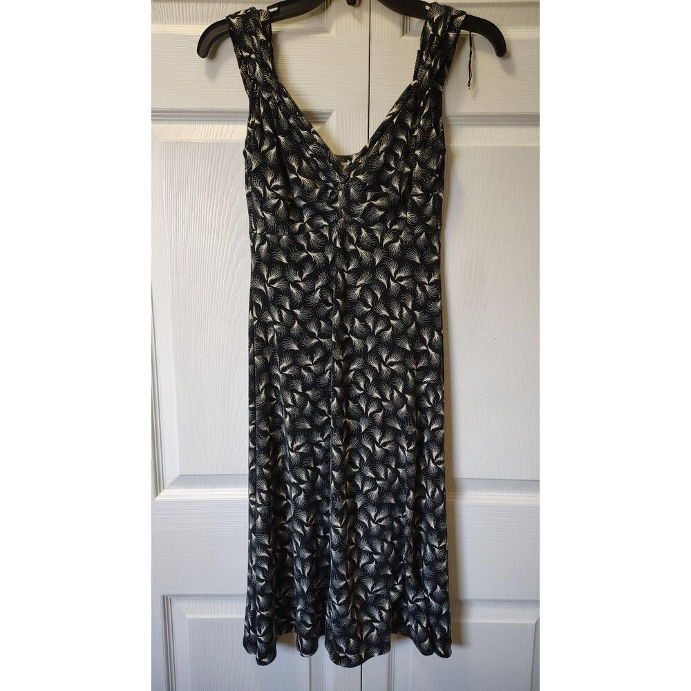 Maggy London Petites Black & White Graphic Floral Draped Sheath Dress Size 4P